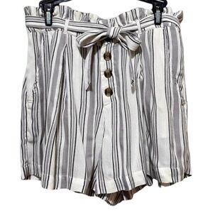 American Eagle Striped Paper Bag Dressy Shorts Off-white & Cream Size Large